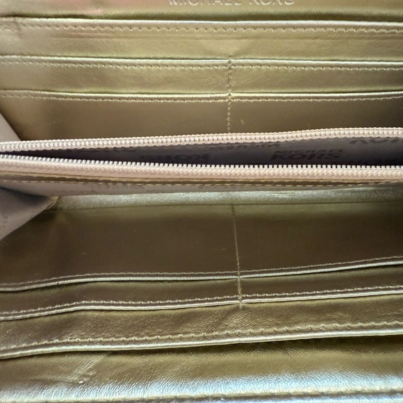 Michael Kors ostrich embossed continental wallet - Picture 7 of 7